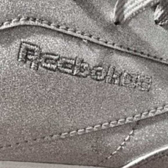 Diamond Silver Reebok Classics - Picture 2 of 11